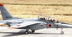 航空自衛隊T-4
